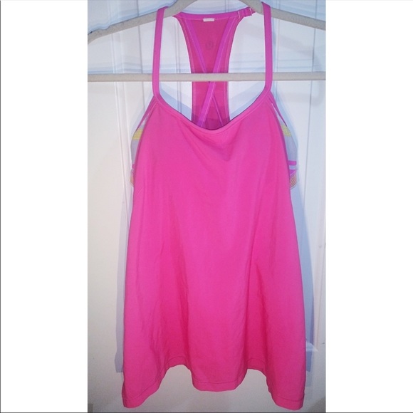 Lululemon Amped Up Tank - Picture 2 of 9